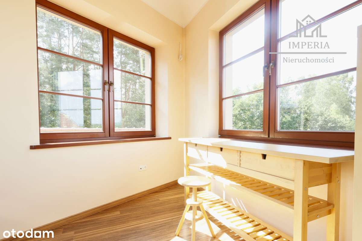 Rezydencja z prywatnym basenem i ogrodem | Koźmin-17