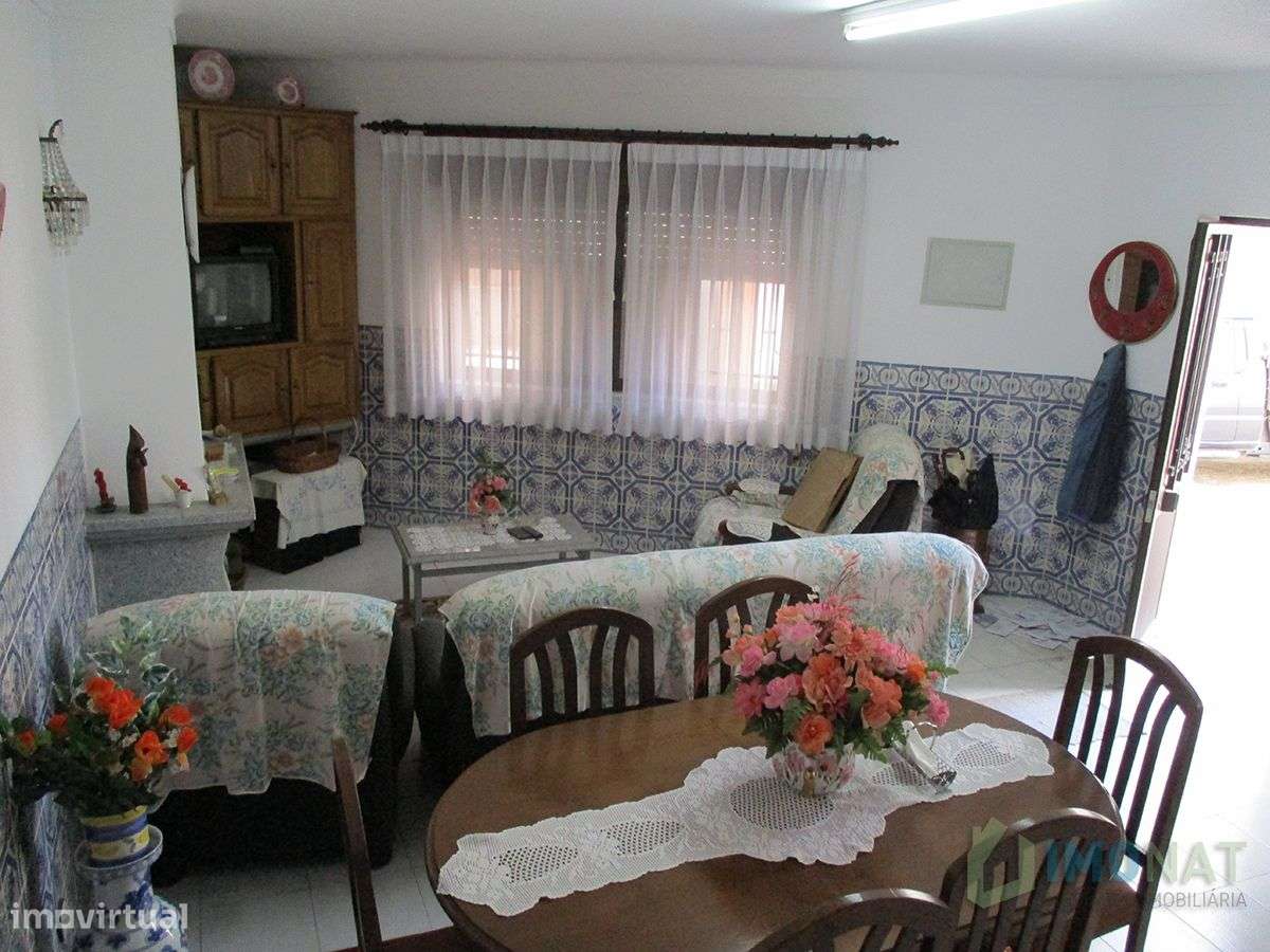 Moradia T4 - Grande imagem: 4/21