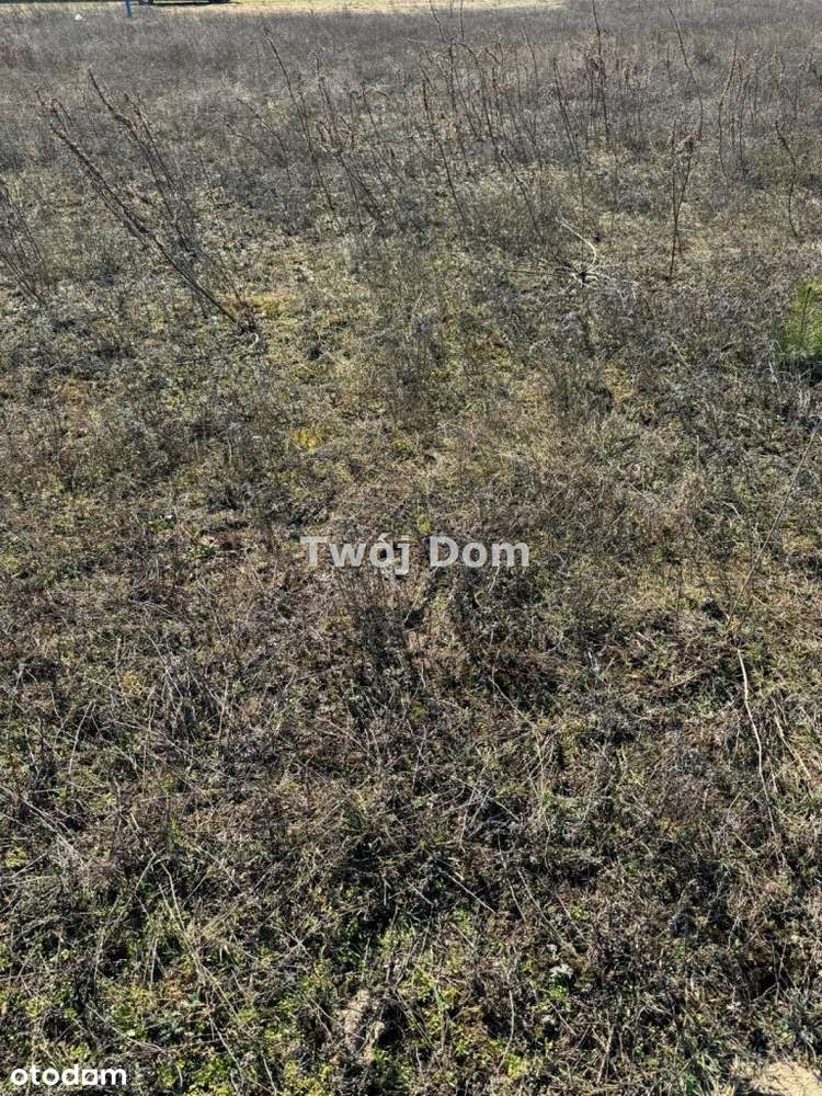 Działka, 1 062 m², Stronno-1