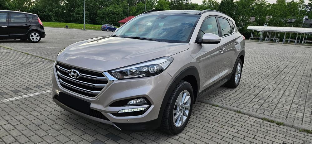 Hyundai Tucson III (2015-2020) blue 1.7 CRDi 2WD Advantage 2016