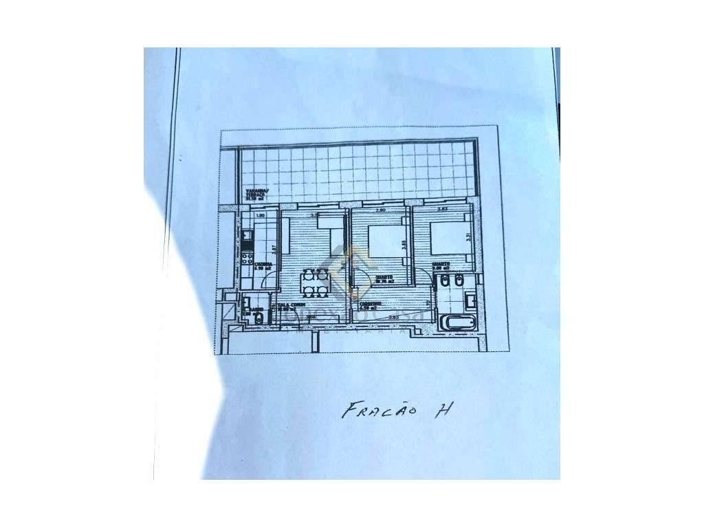Apartamento T2 próximo à Rotunda Santo Ovídeo Vila Nova de Gaia-12