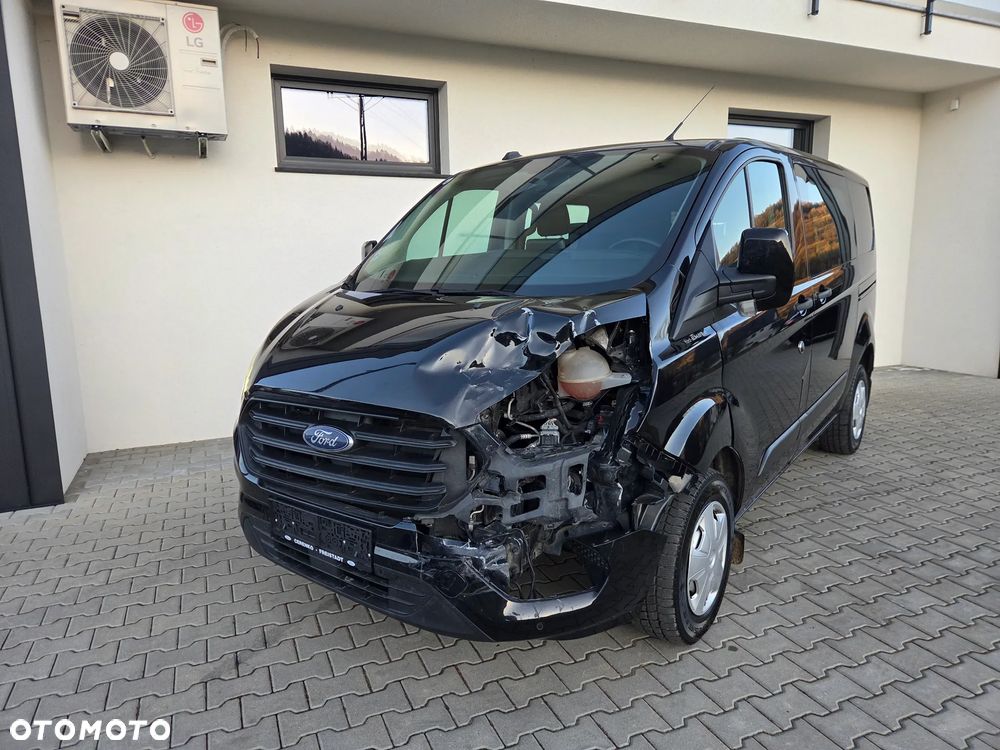 Ford Transit-custom