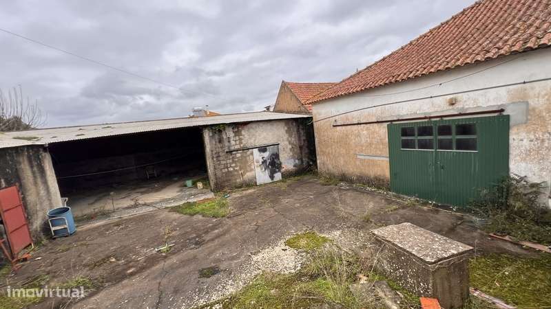 Armazém Oportunidade única na Aldeia Gavinha – Alenquer!-6