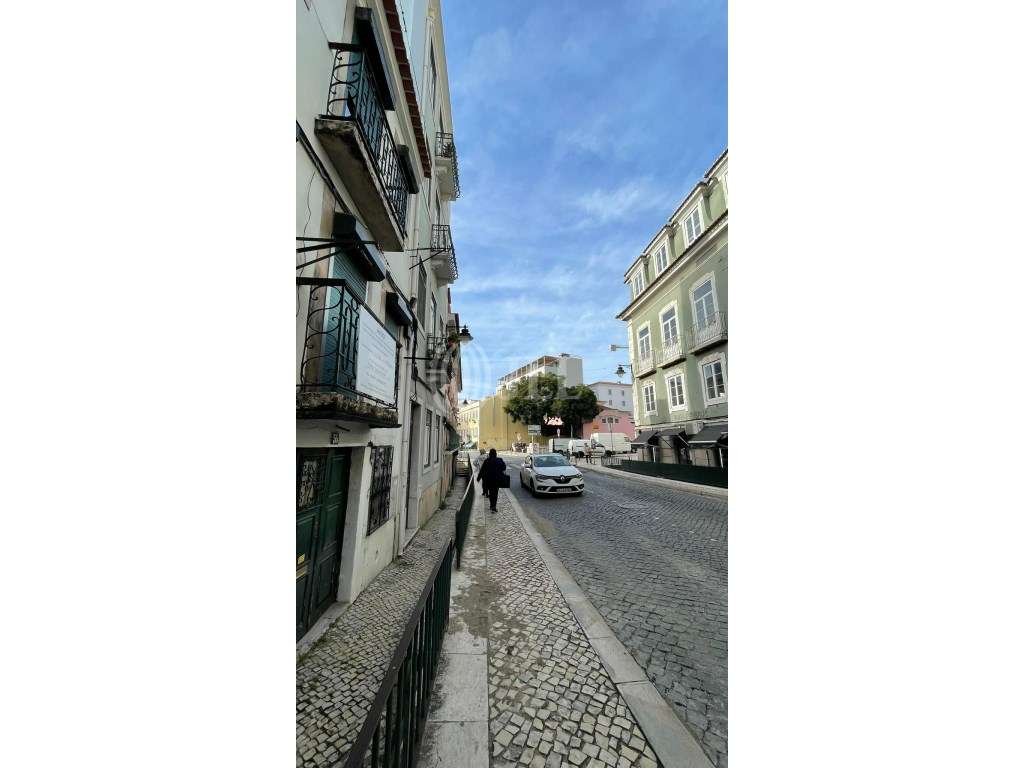 Apartamento T0+1 na Calçada da Pampulha, em Lisboa - Grande imagem: 4/5