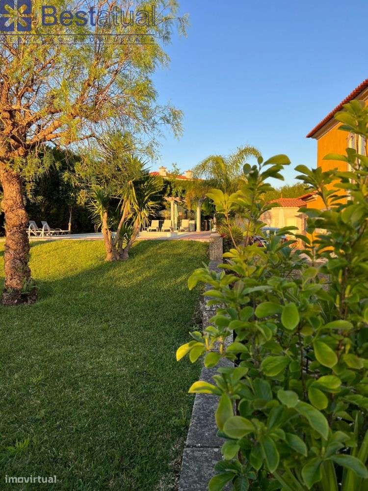 Moradia T4 - 4 Suites - Possib. Permuta - Ribeirão-21