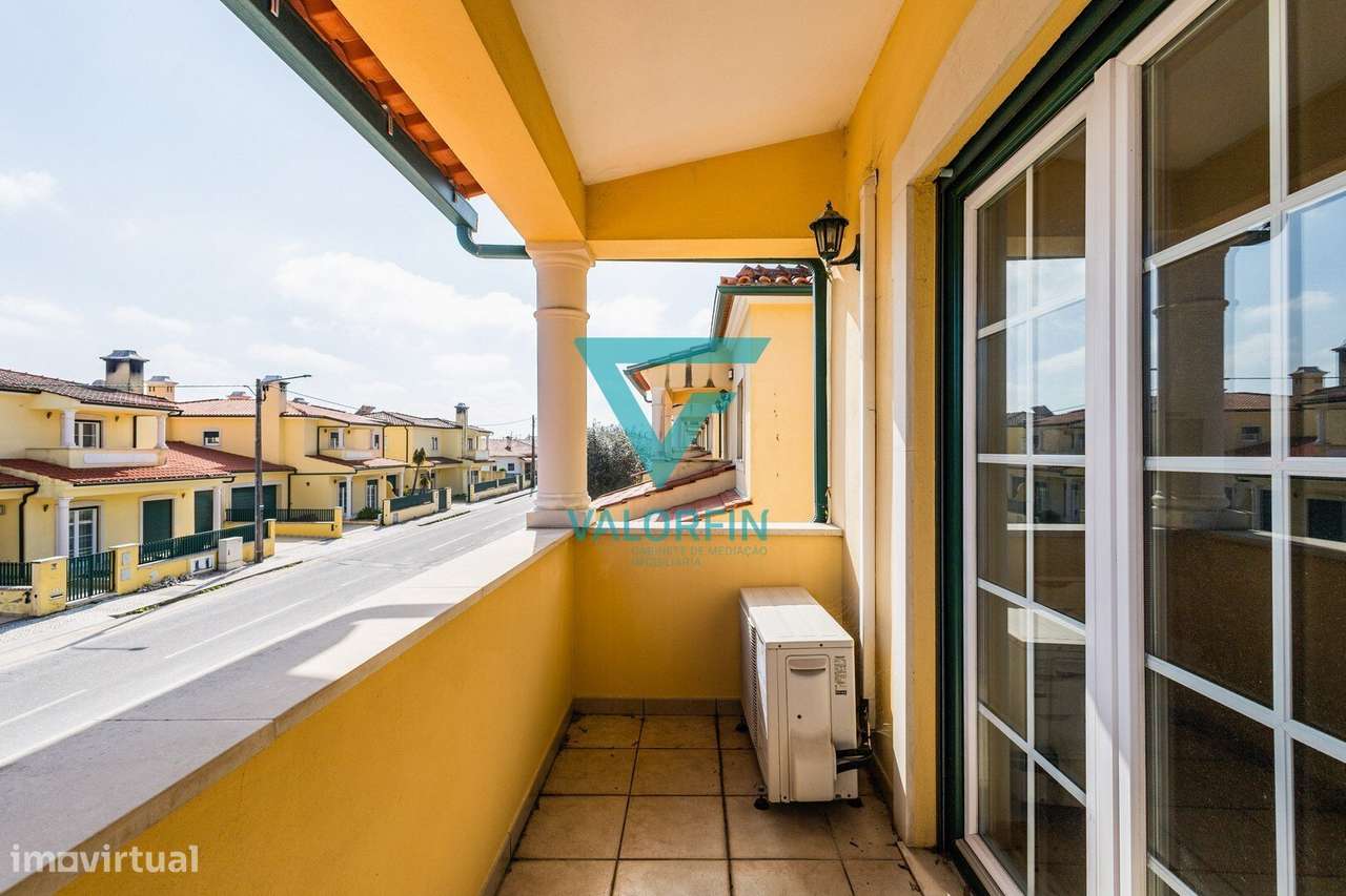 Moradia T4 c/ Jardim e Logradouro - Trutas - Marinha Grande-32