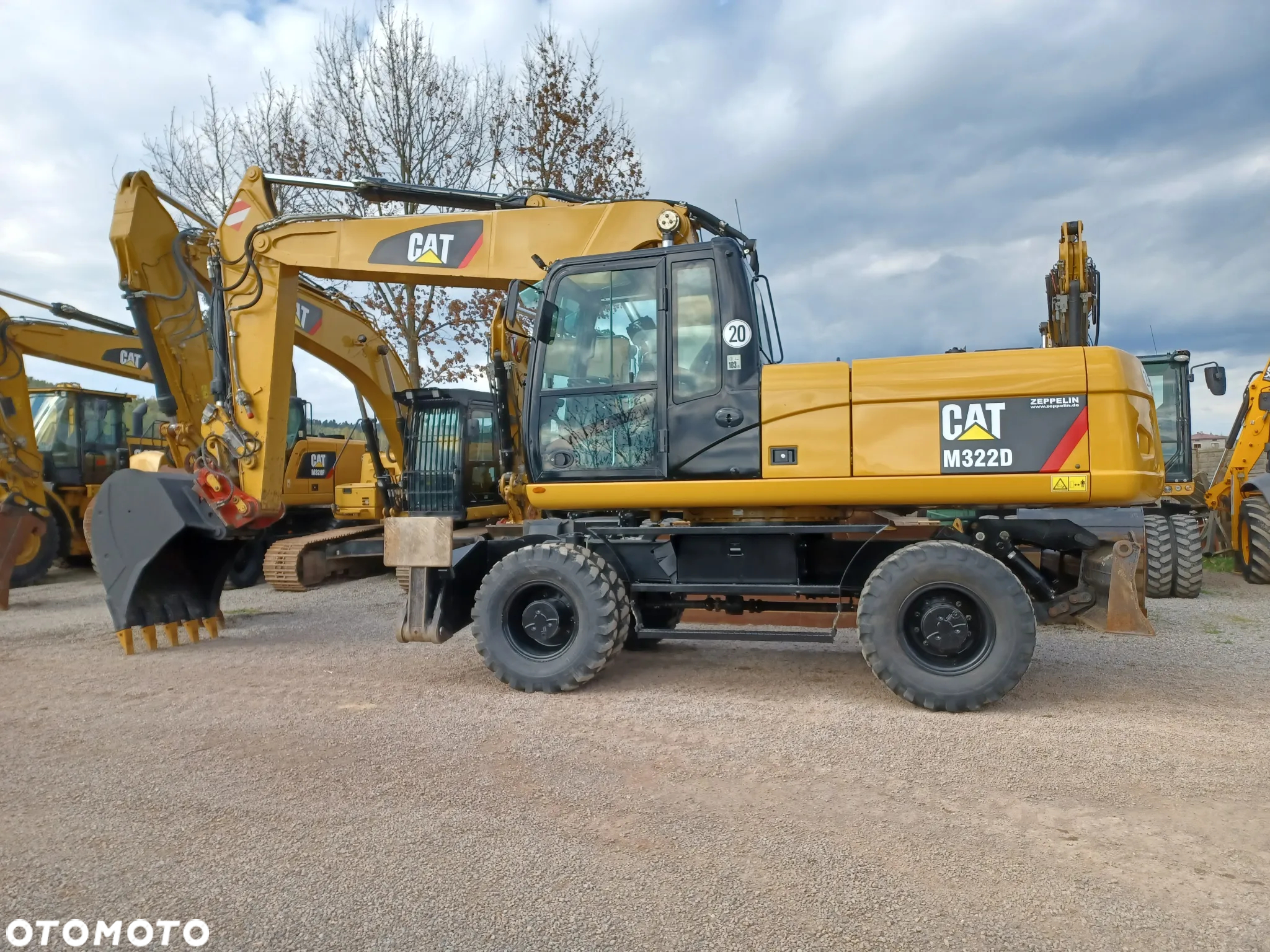 Caterpillar CAT M 322D - 4