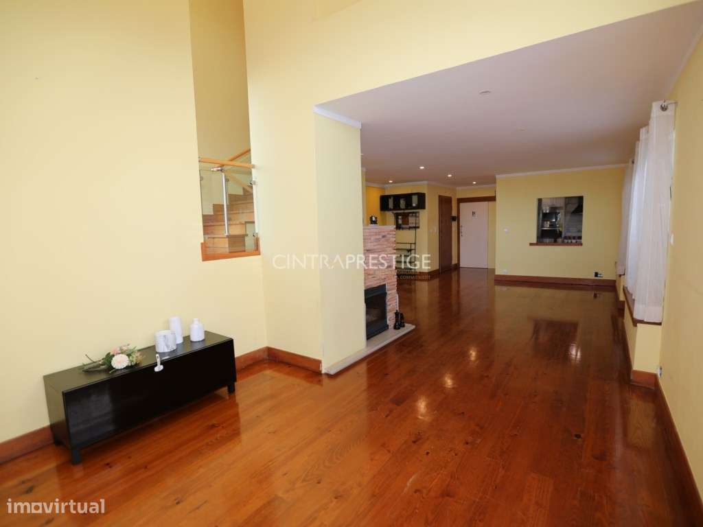 Moradia T3 com Jardim e Garagem na Quinta Verde - Nafarros, Sintra.-8