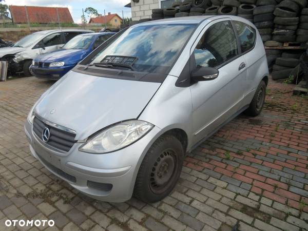 PÓŁOŚ PRZEDNIA PRAWA A-KLASA W169 2.0 CDI A1693606272 MERCEDES 2004-2008 - 1