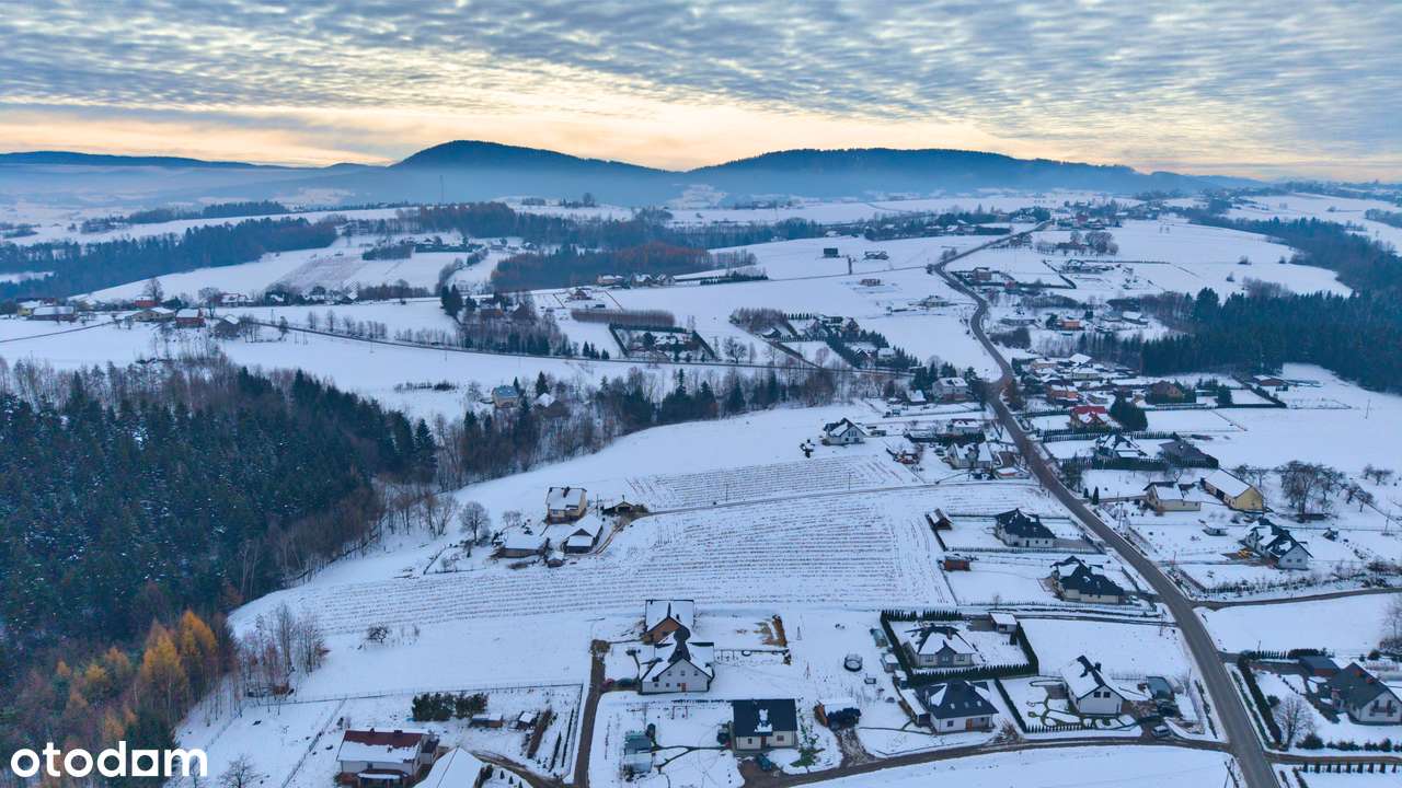 Dom jednorodzinny w Korzennej - stan surowy zamknięty 10 ar działki - Pełny obrazek: 2/3