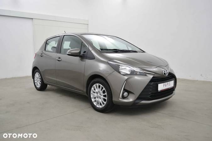 Toyota Yaris 1.5 Premium - 10