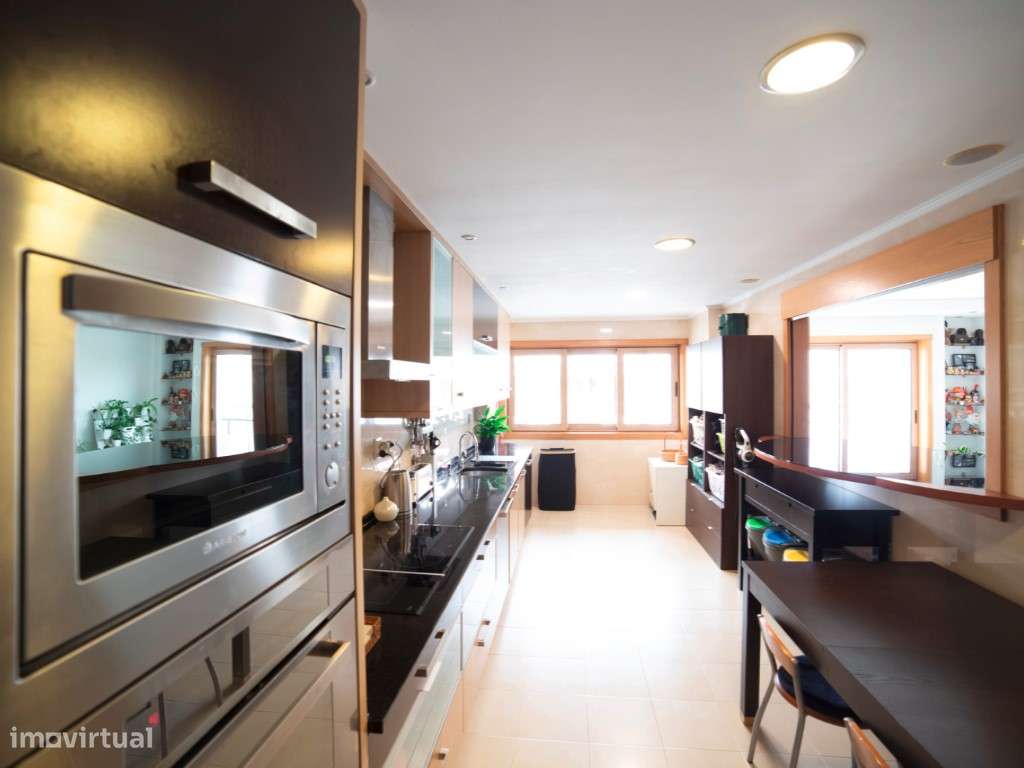 T2+1 Duplex - Urbanização da Atalaia-6