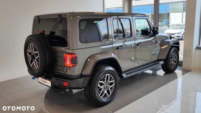 Jeep Wrangler - 9