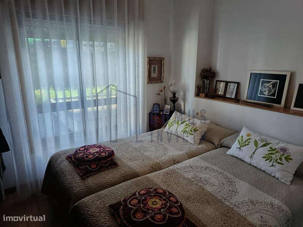 Apartamento T1 à futura Estação de Metro da Galiza-9
