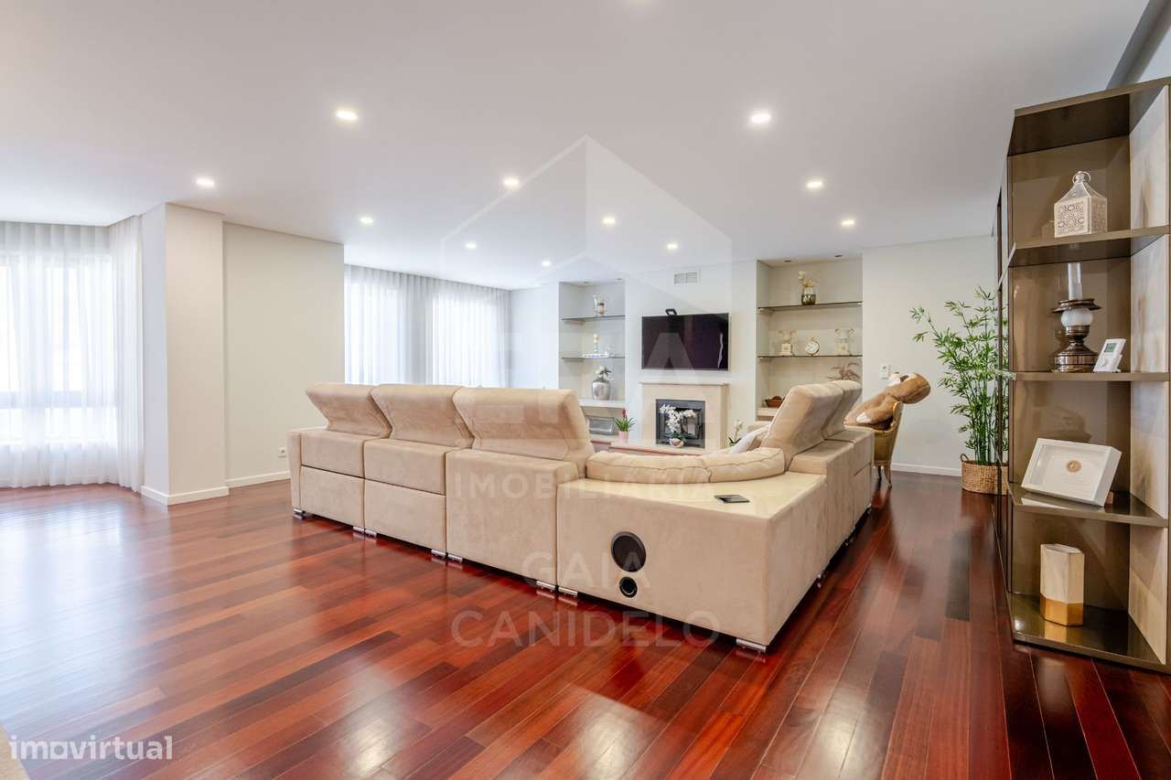 EXCLUSIVIDADE, ESPAÇO E SOFISTICAÇÃO EM PARANHOS-1