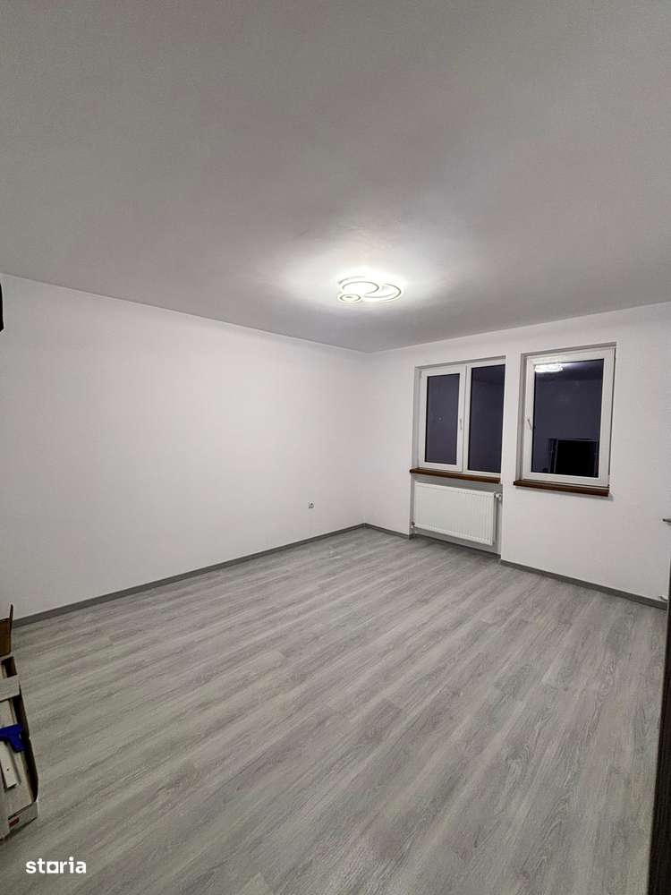 Gara-Ferdinand 2 camere decomandat 45 mp. renovat, parter stradal-0