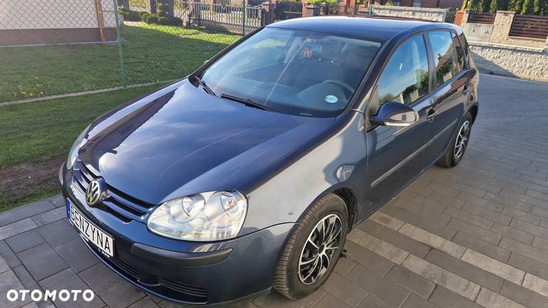 Volkswagen Golf V 1.4 Comfortline - 1