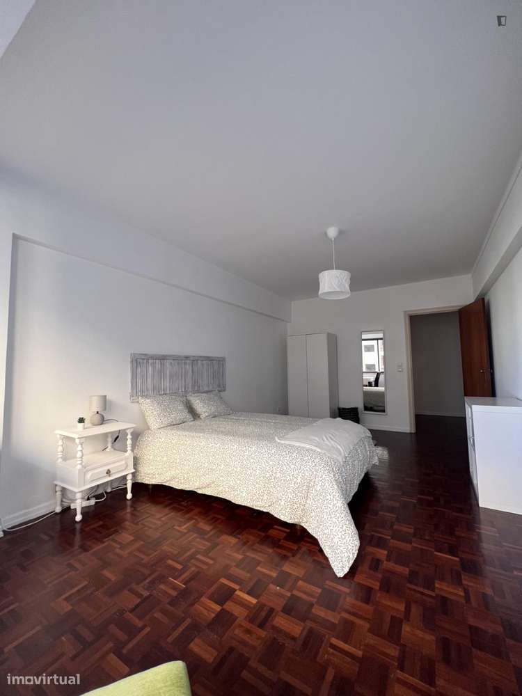 Quarto - localizado em Sacavém Lisbon - Grande imagem: 5/7