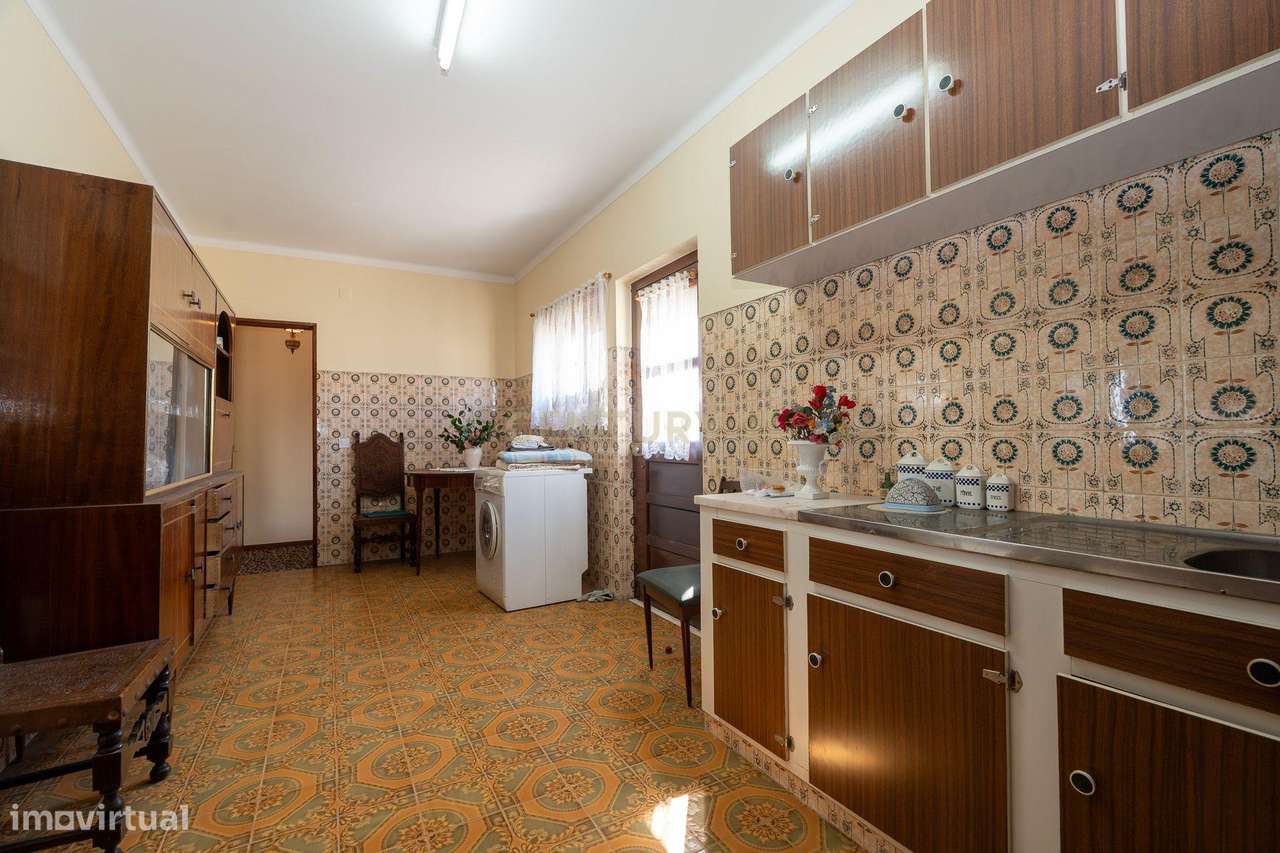 ** Excelente Moradia T3 c/ boas áreas na Ventosa - Torres Vedras ** - Grande imagem: 5/59