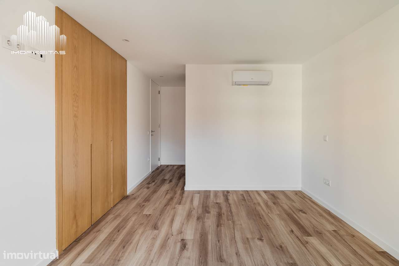 Apartamento T2 Novo com Garagem Fechada para 2 Carros-18