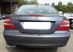 Mercedes CLK270 2.7CDI W209 de 2003 disponível para peças - 6