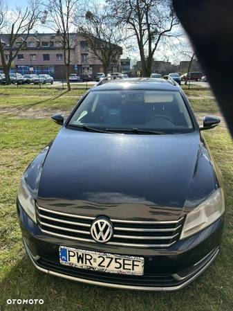 Volkswagen Passat 1.6 TDI Comfortline - 3