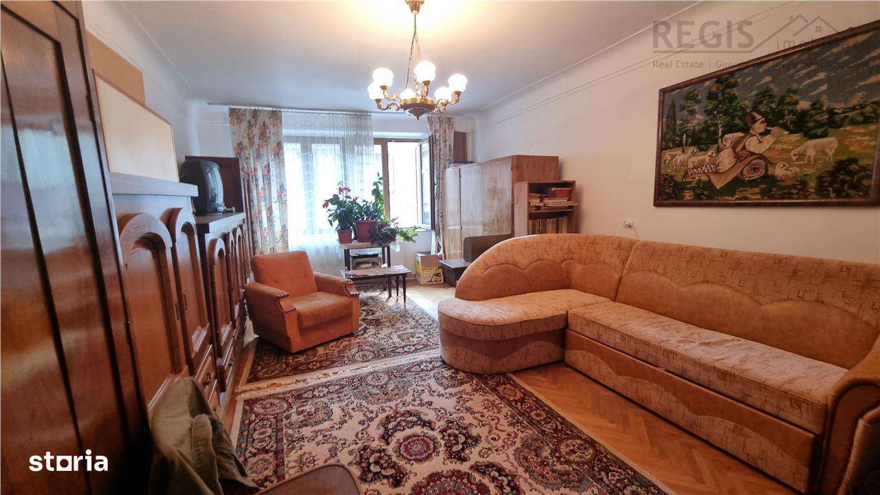 Studio spatios zona ultracentrala Michael Weiss - Imagine principală: 2/11