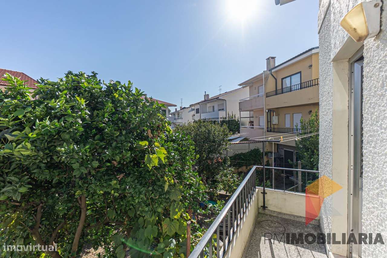 Moradia T4 em Vale de Ferreiros, Fânzeres-33