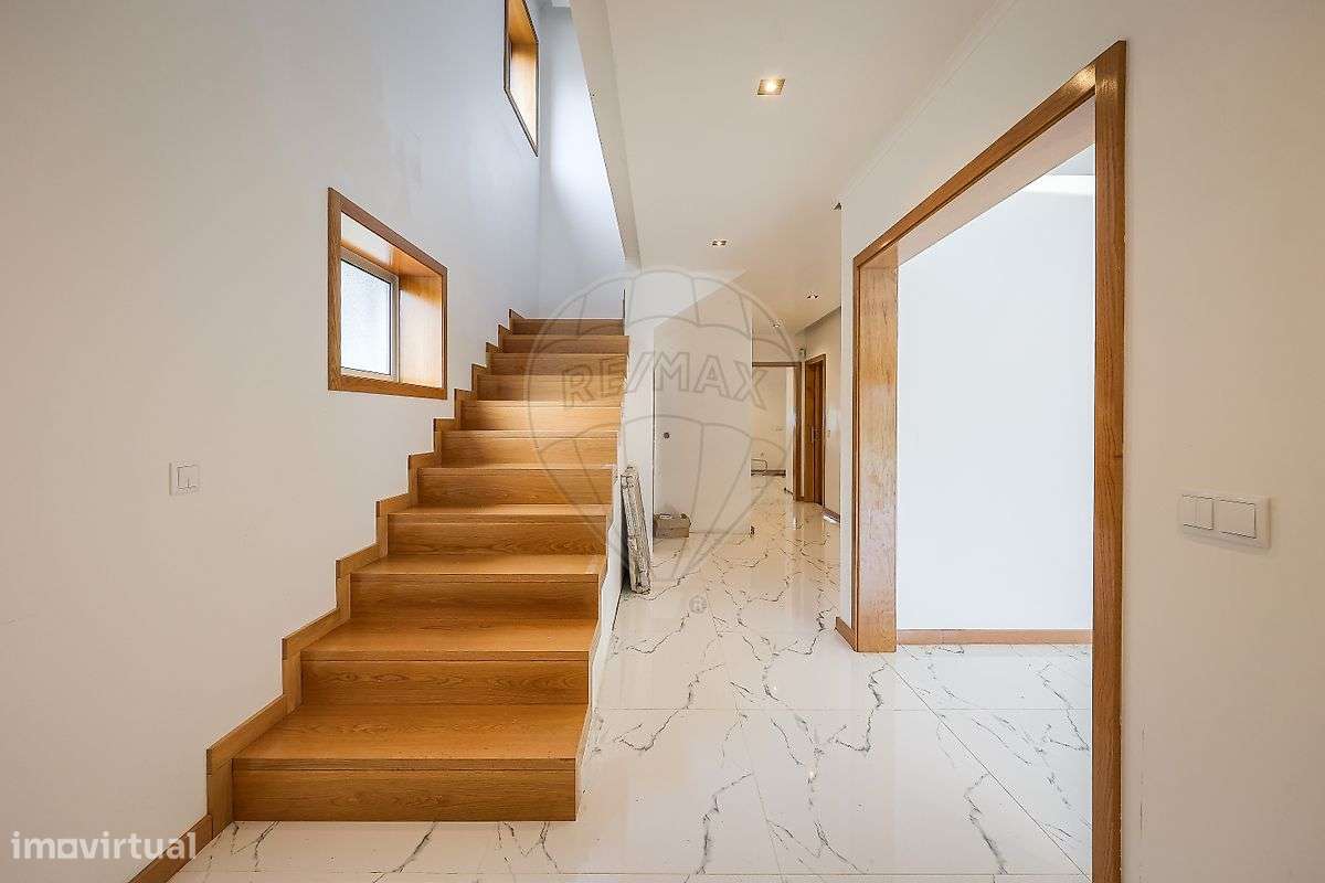 Moradia T4 para venda - Grande imagem: 5/23