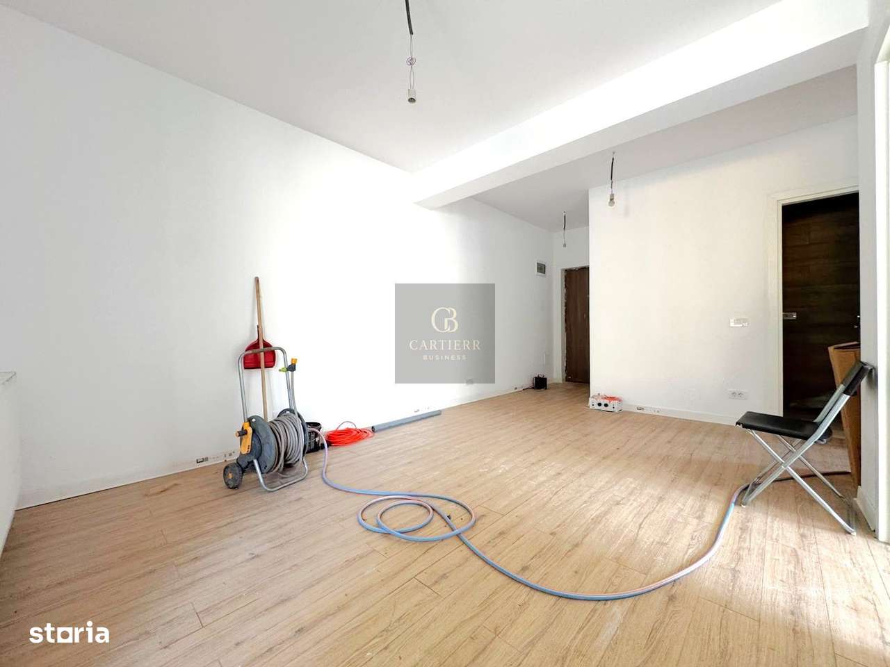 2 CAMERE + 2 LOCURI DE PARCARE| ANDRONACHE |