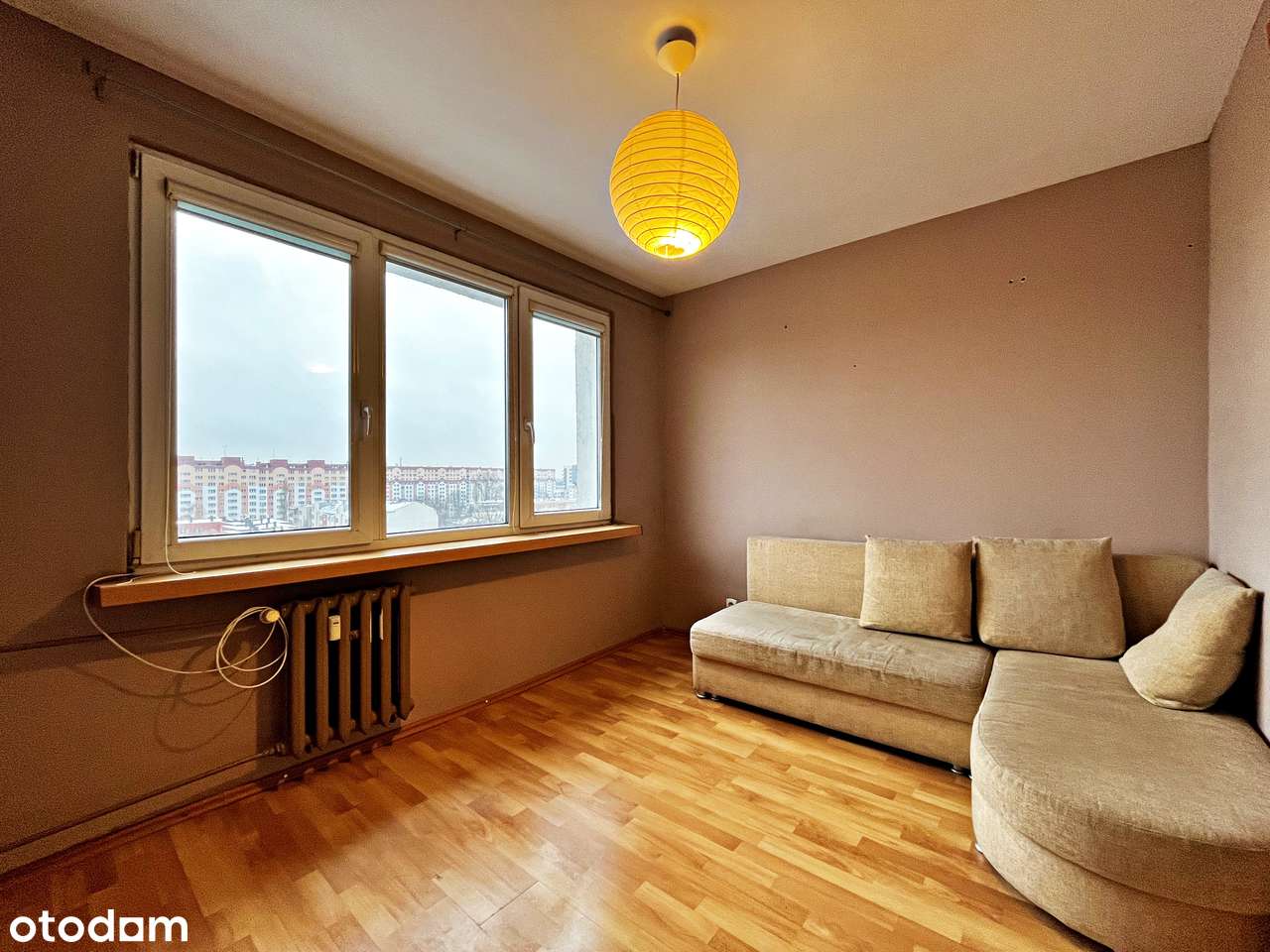 2 pokojowe mieszkanie z balkonem na 9 piętrze - ul. Kochanowskiego 1/3-5