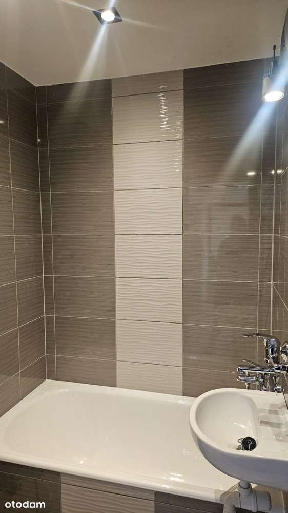 Mieszkanie po gruntownym remoncie gotowe od zaraz-13