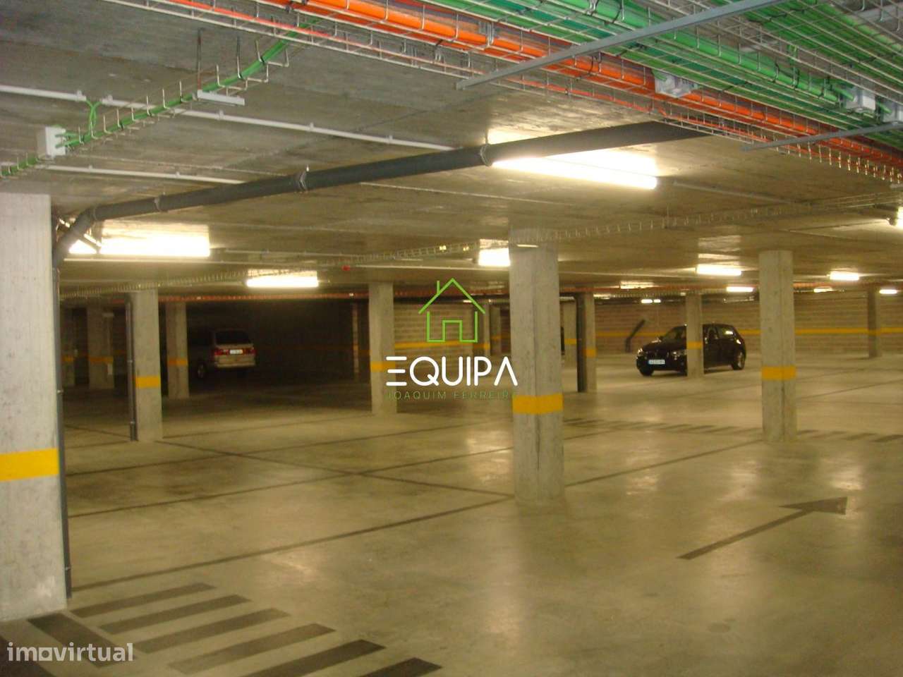 Apart. T-1, novo, no ultimo piso, com terraço e vistas para o Estádi-12