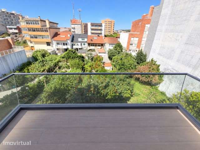Fantástico apartamento T2 Novo-18