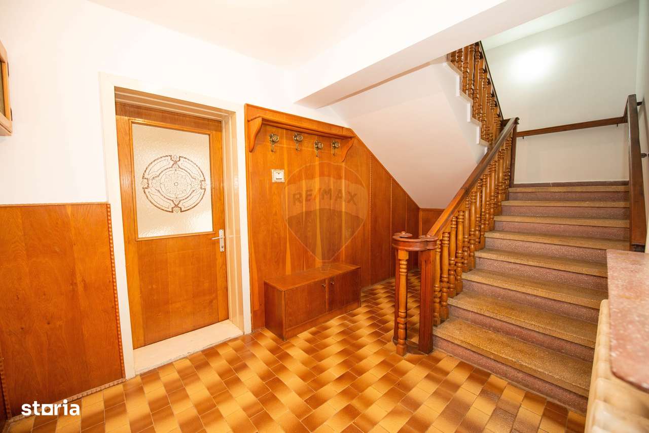 Casa Vila cu 7 camere de vanzare 250 mpu, 200 mp teren,  Buzau-19