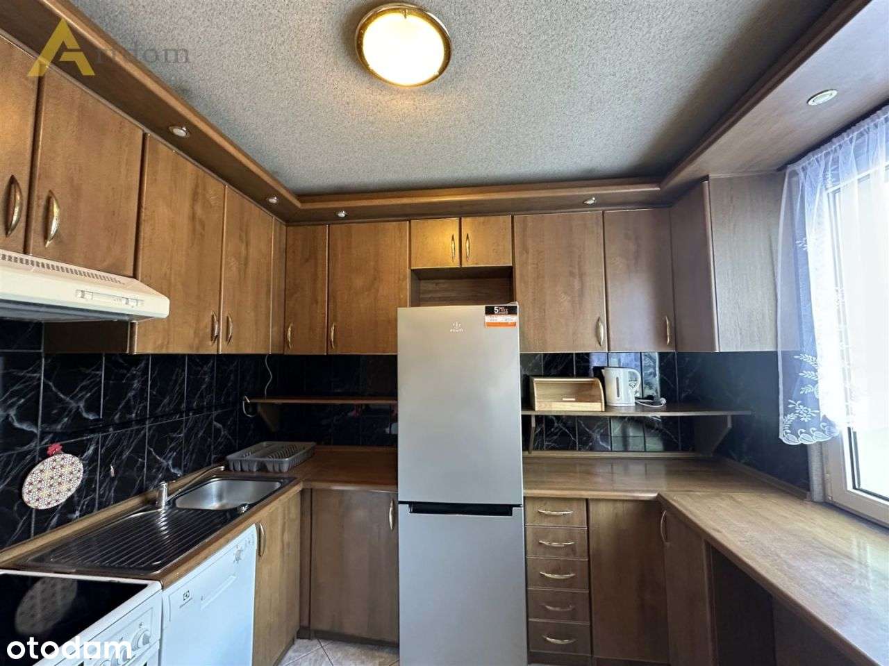 Mieszkanie 2 pok, garderoba, II piętro, niski blok-1