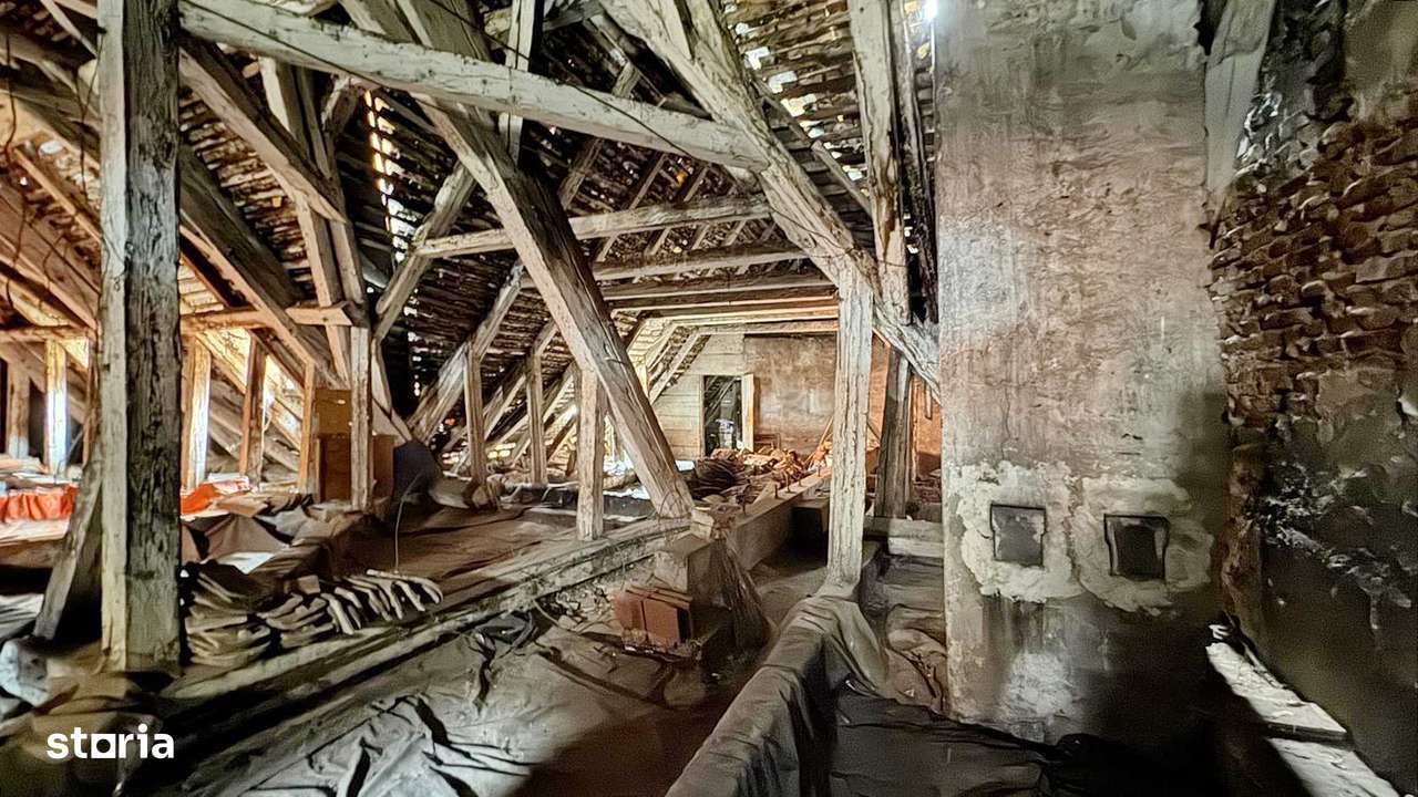 OPORTUNITATE UNICA in Centrul Istoric - POD SPATIOS Transformabil in A - Imagine principală: 5/12