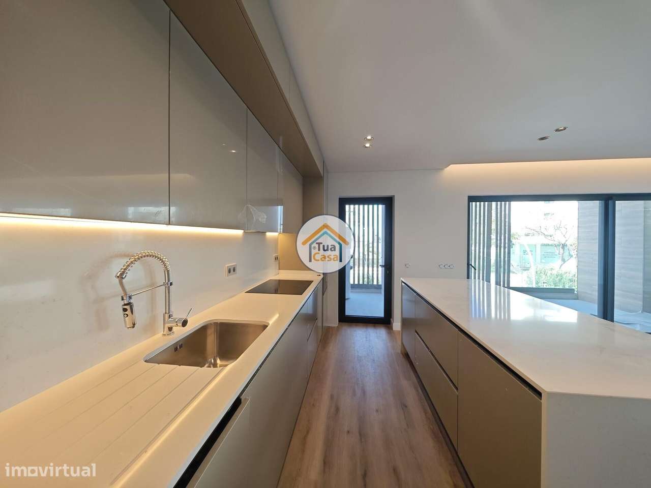 Apartamento T3 luxo centro de Faro - Grande imagem: 2/27