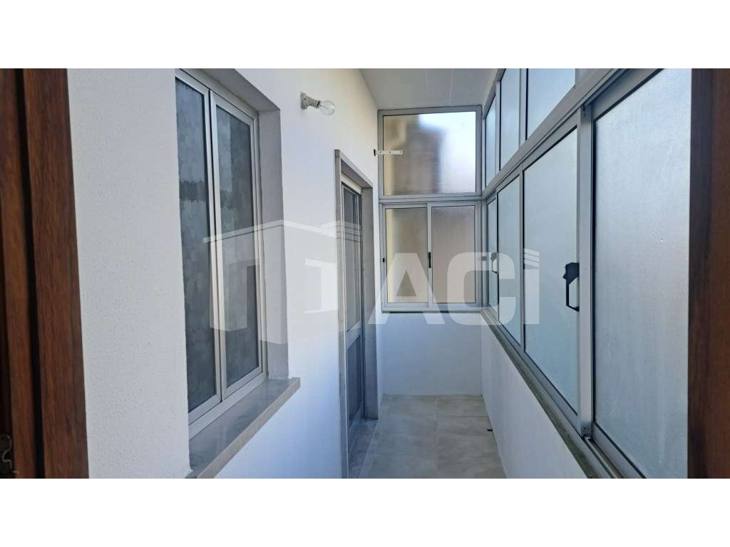 Apartamento T2 - Grande imagem: 5/14