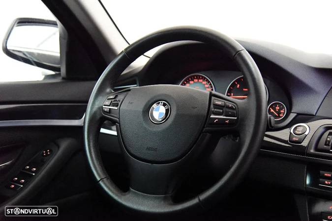 BMW 525 d Exclusive Auto - 21