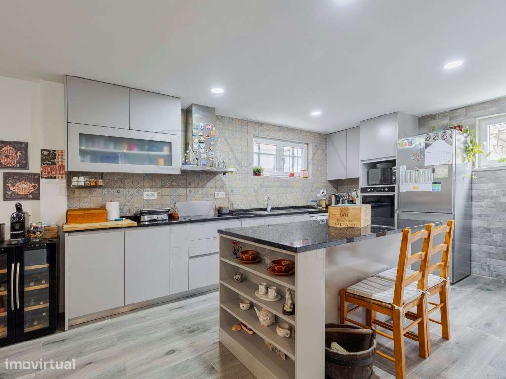 Moradia Isolada nas Amoreiras, Em Setúbal - Grande imagem: 2/33