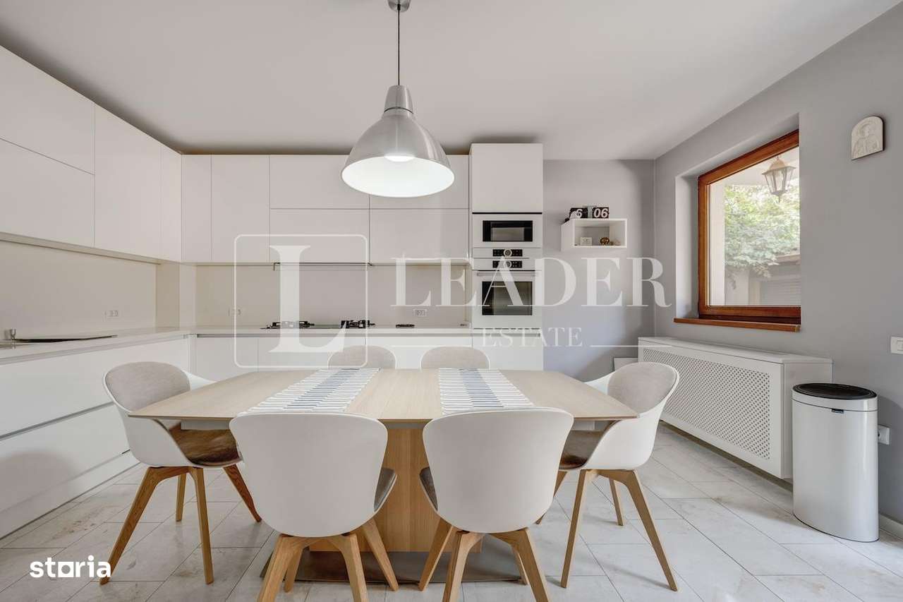 Vanzare vila consolidata si renovata | Parcul Circului-5