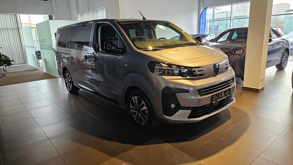 Traveller Bussines Long 2.0 HDi 180 KM Automat.