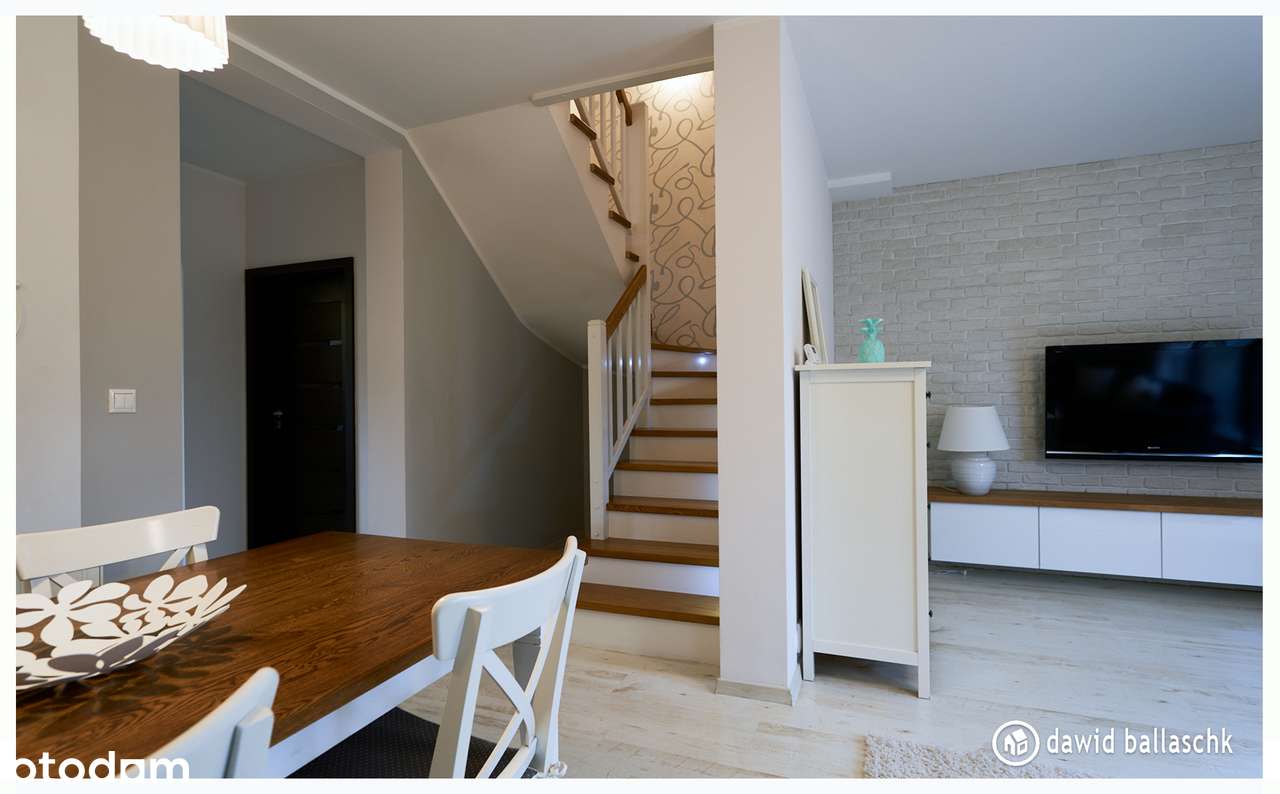 SUPER OFERTA! Ładny dom na zmkniętym osiedlu, blisko las i sklepy-8