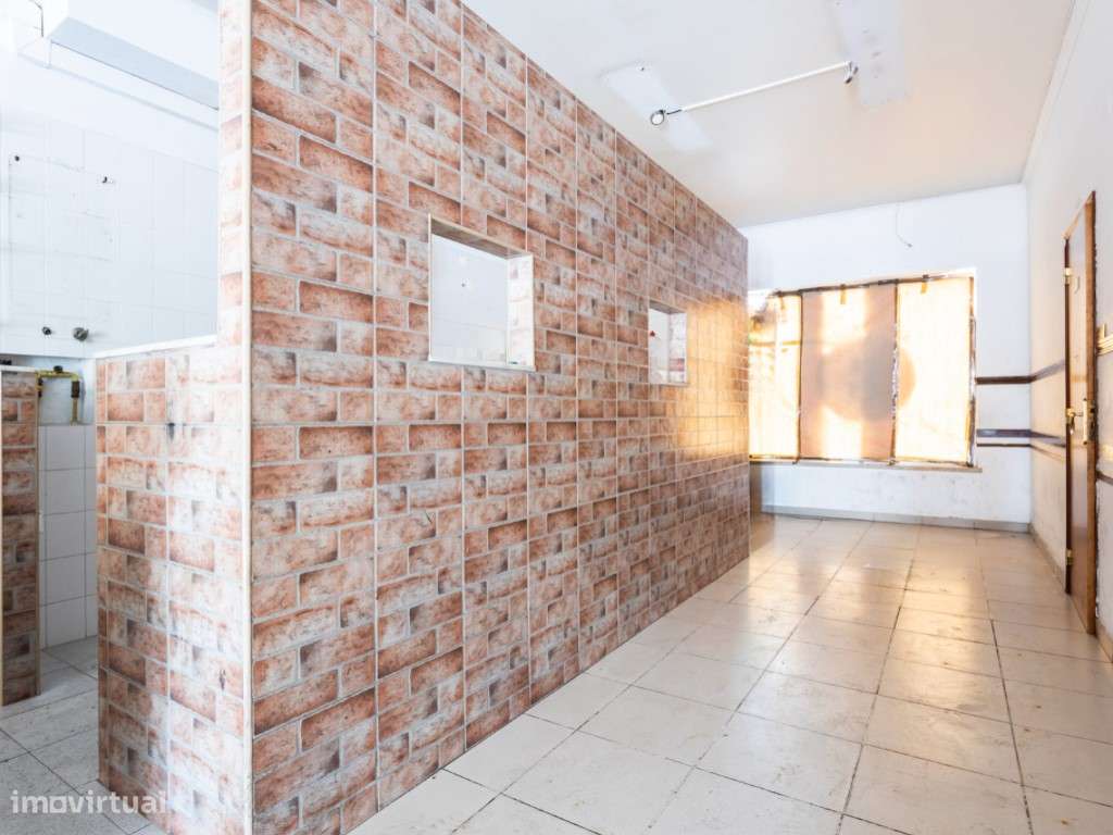 Loja com Projeto para Habitação T1 - Matos Cheirinhos, São Domingos...-16