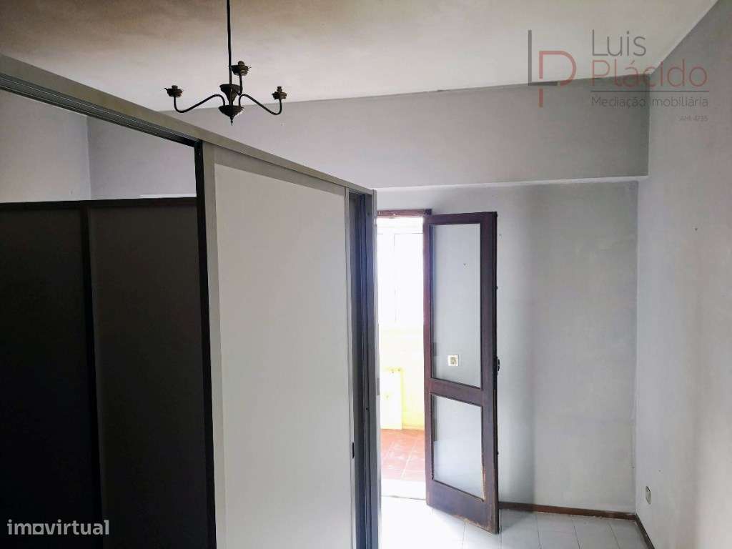 APARTAMENTO T0 - Centro de Sines-4