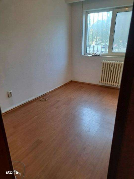 Apartament 3 camere de vanzare decomandat - Ciresica - Imagine principală: 4/6