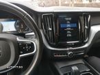 Volvo XC 60 T8 Twin Engine AWD Momentum Pro - 11