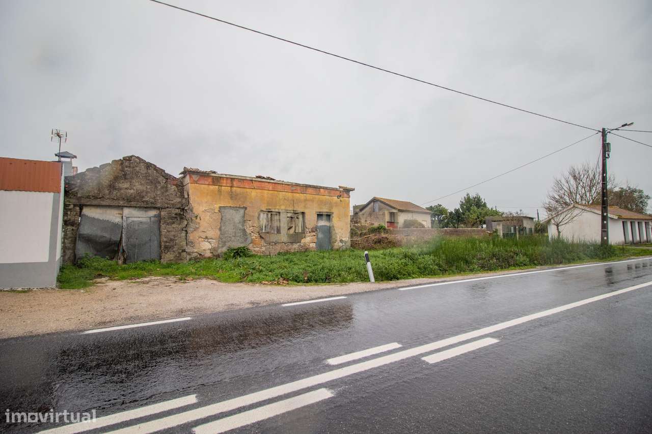 Propriedade urbana com terreno e potencial de reconversão em Liceia – - Grande imagem: 4/12