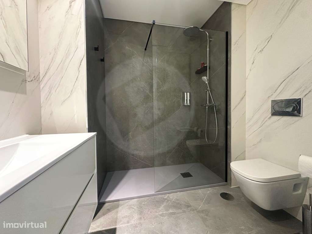 T2 de Luxo em 1ª Linha de Mar em Vila do Conde-30